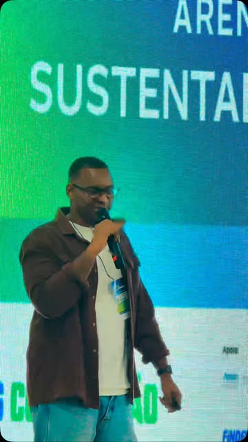 Vídeo do painel na ES Construção